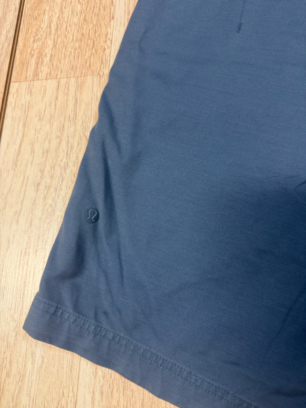 Lululemon Men’s Golf Short - Picture 5 of 6